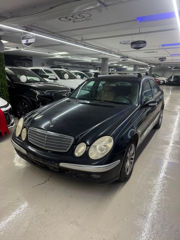 מודעת רכב מרצדס-בנץ E-class