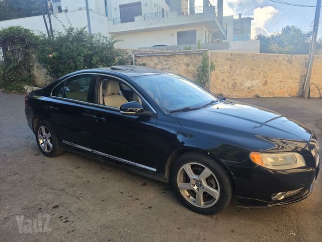 וולוו S80