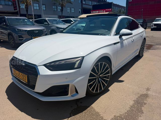 אאודי A5