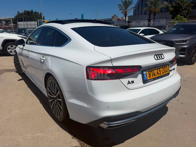 אאודי A5
