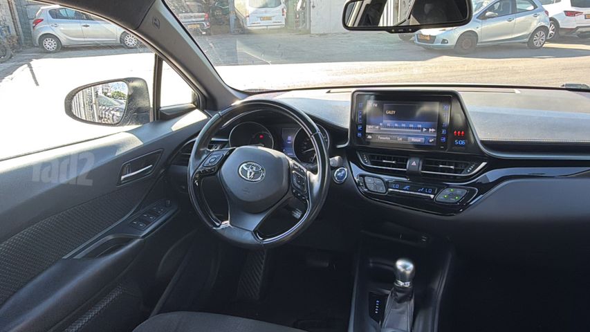 טויוטה C-HR