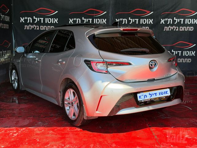טויוטה קורולה