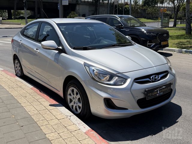 מודעת רכב יונדאי אקסנט i25 2