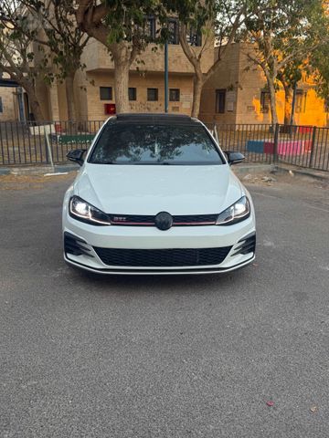 מודעת רכב פולקסווגן גולף