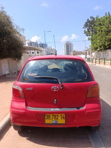 מודעת רכב טויוטה יאריס