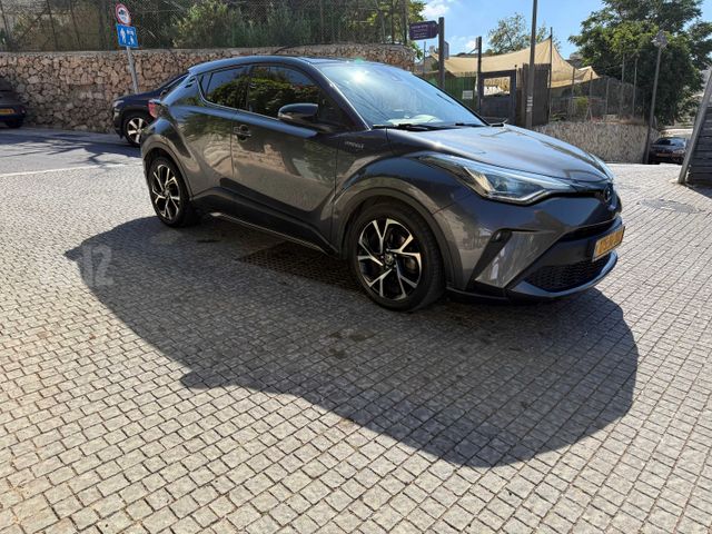 טויוטה C-HR