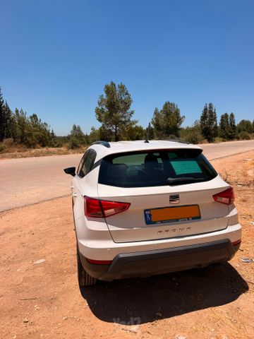 סיאט ארונה