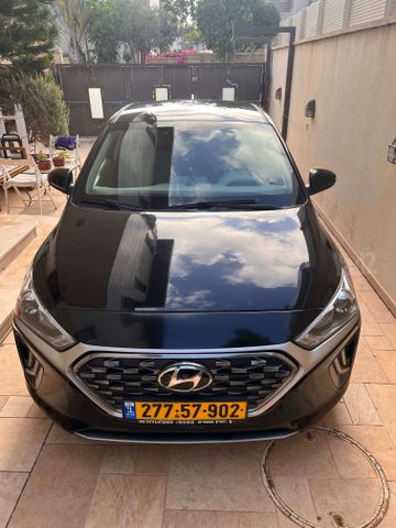 יונדאי איוניק