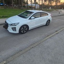 יונדאי איוניק