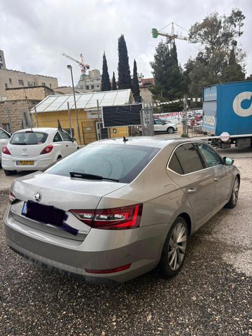 סקודה סופרב