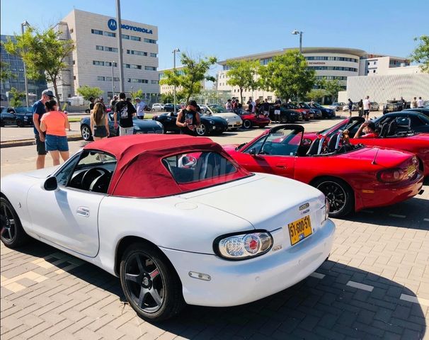 מאזדה MX-5