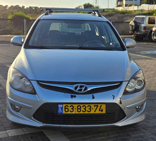 יונדאי i30