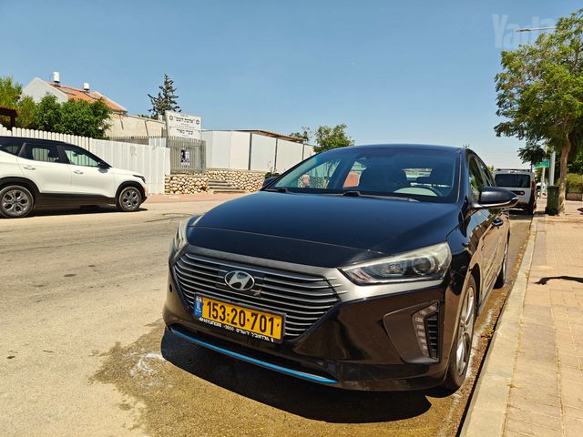 יונדאי איוניק