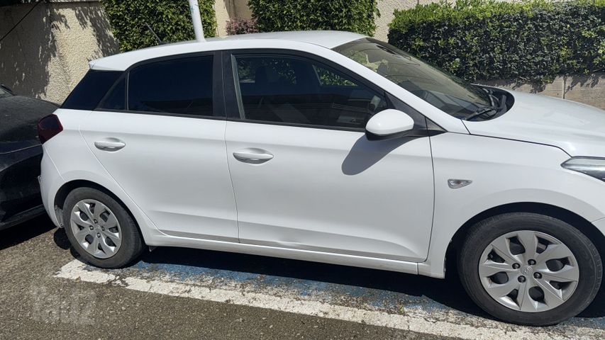 יונדאי i20