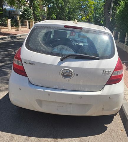 יונדאי i20