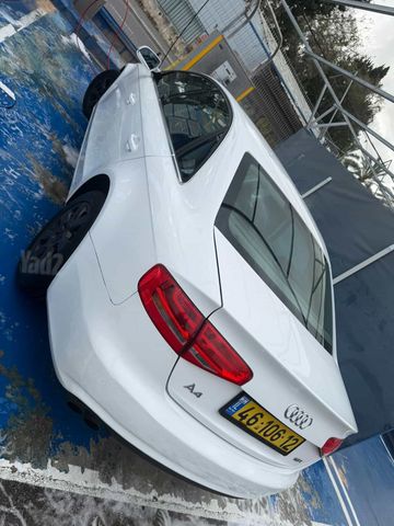 אאודי A4