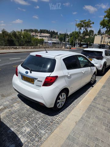 מודעת רכב טויוטה יאריס