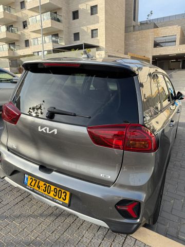 קיה נירו פלוס