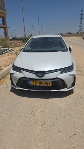 טויוטה קורולה