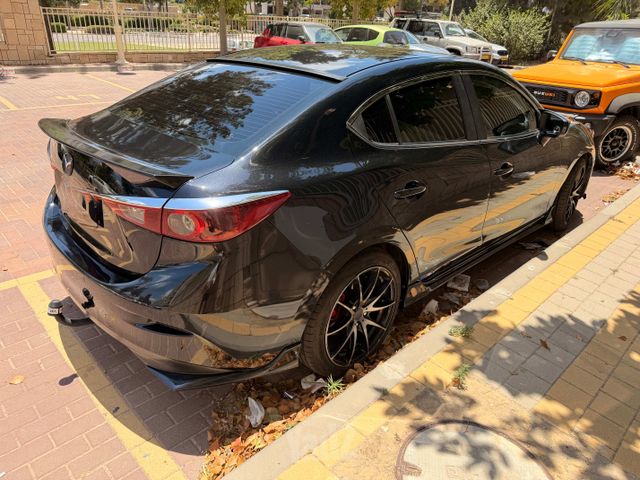 מודעת רכב מאזדה 3