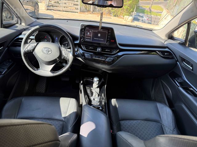 טויוטה C-HR