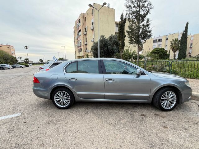 מודעת רכב סקודה סופרב