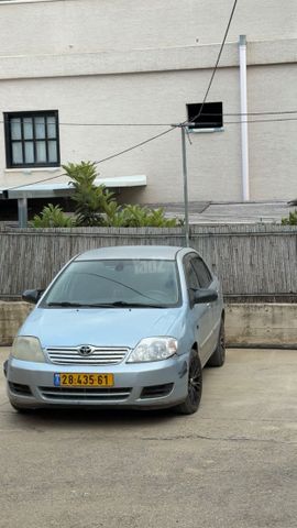 טויוטה קורולה