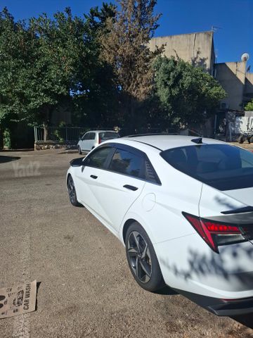 יונדאי אלנטרה