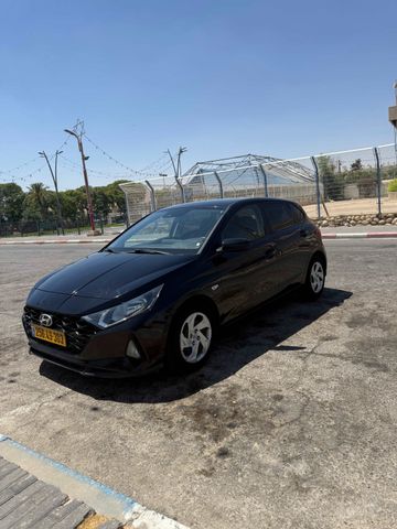 יונדאי i20