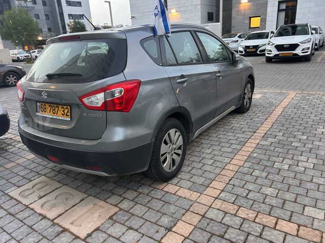 סוזוקי קרוסאובר