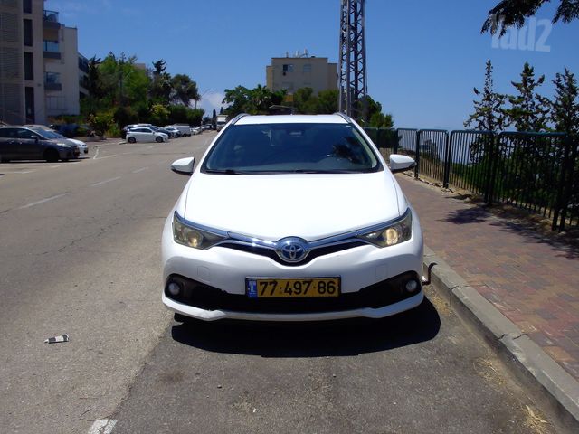 טויוטה אוריס