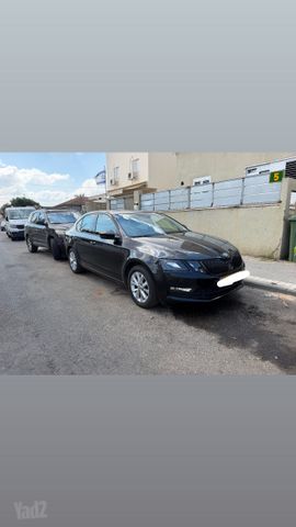 סקודה אוקטביה