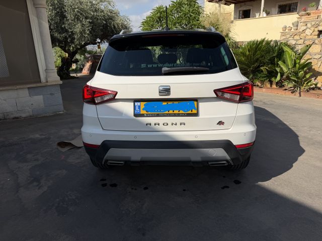 סיאט ארונה
