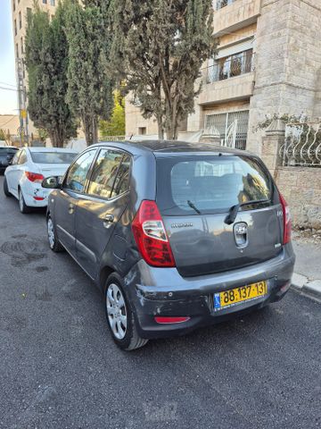 יונדאי i10