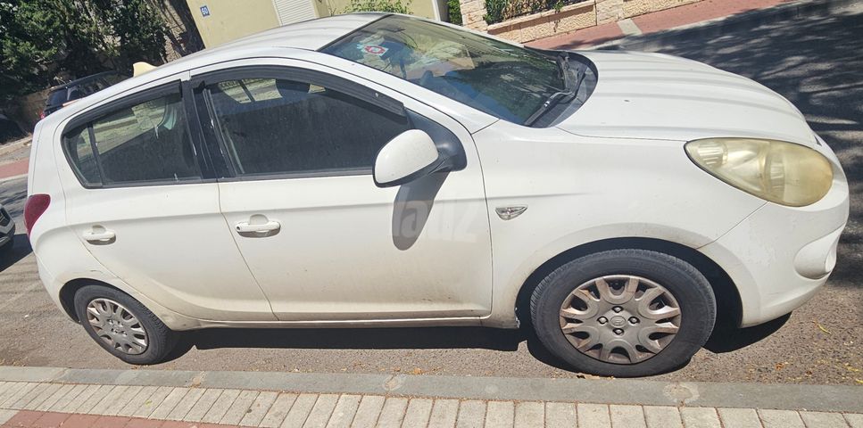 יונדאי i20
