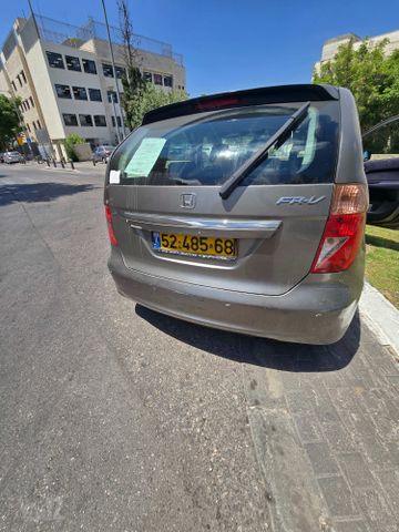 מודעת רכב הונדה FR-V