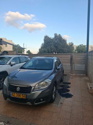 מודעת רכב סוזוקי קרוסאובר