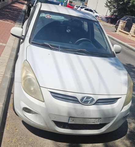 מודעת רכב יונדאי i20