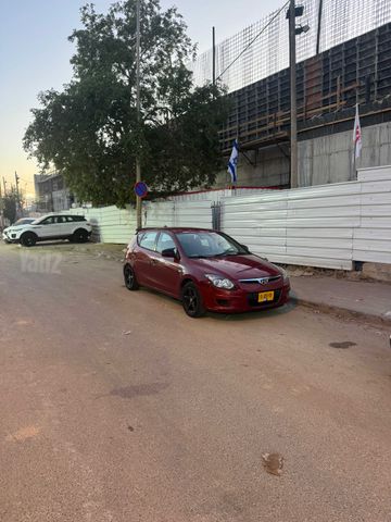 יונדאי i30