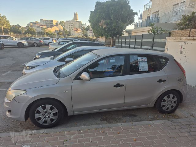יונדאי i30