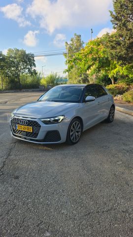 אאודי A1