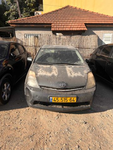 טויוטה פריוס