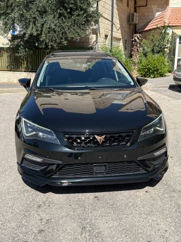 סיאט לאון