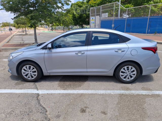 יונדאי אקסנט i25