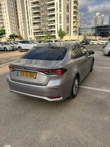 טויוטה קורולה