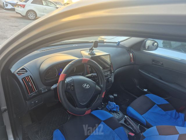 יונדאי i30