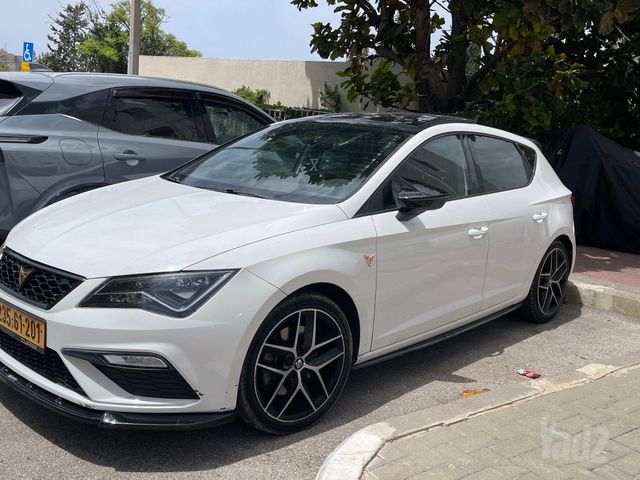 סיאט לאון