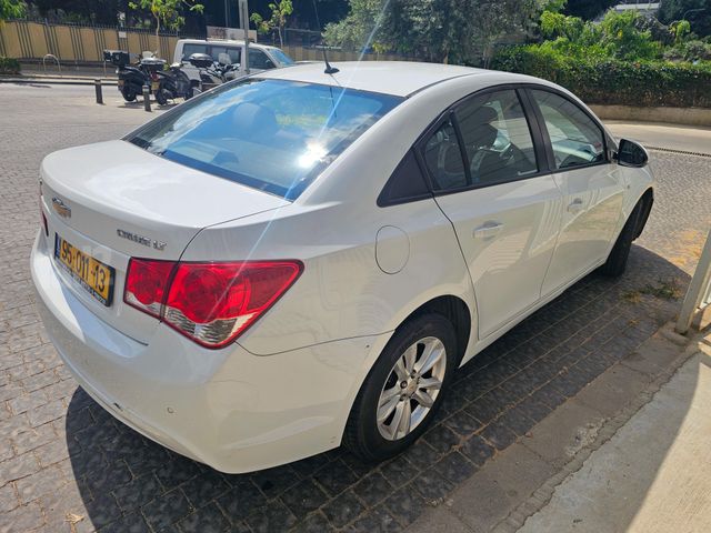 שברולט קרוז