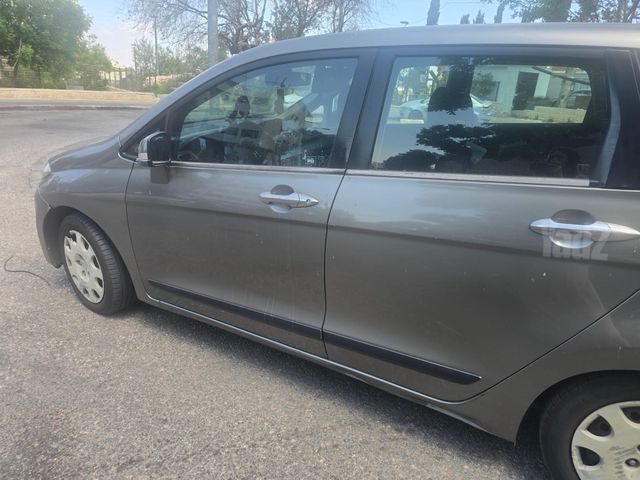 הונדה FR-V