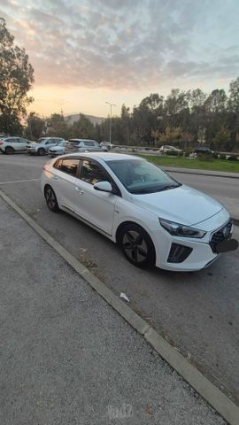 יונדאי איוניק